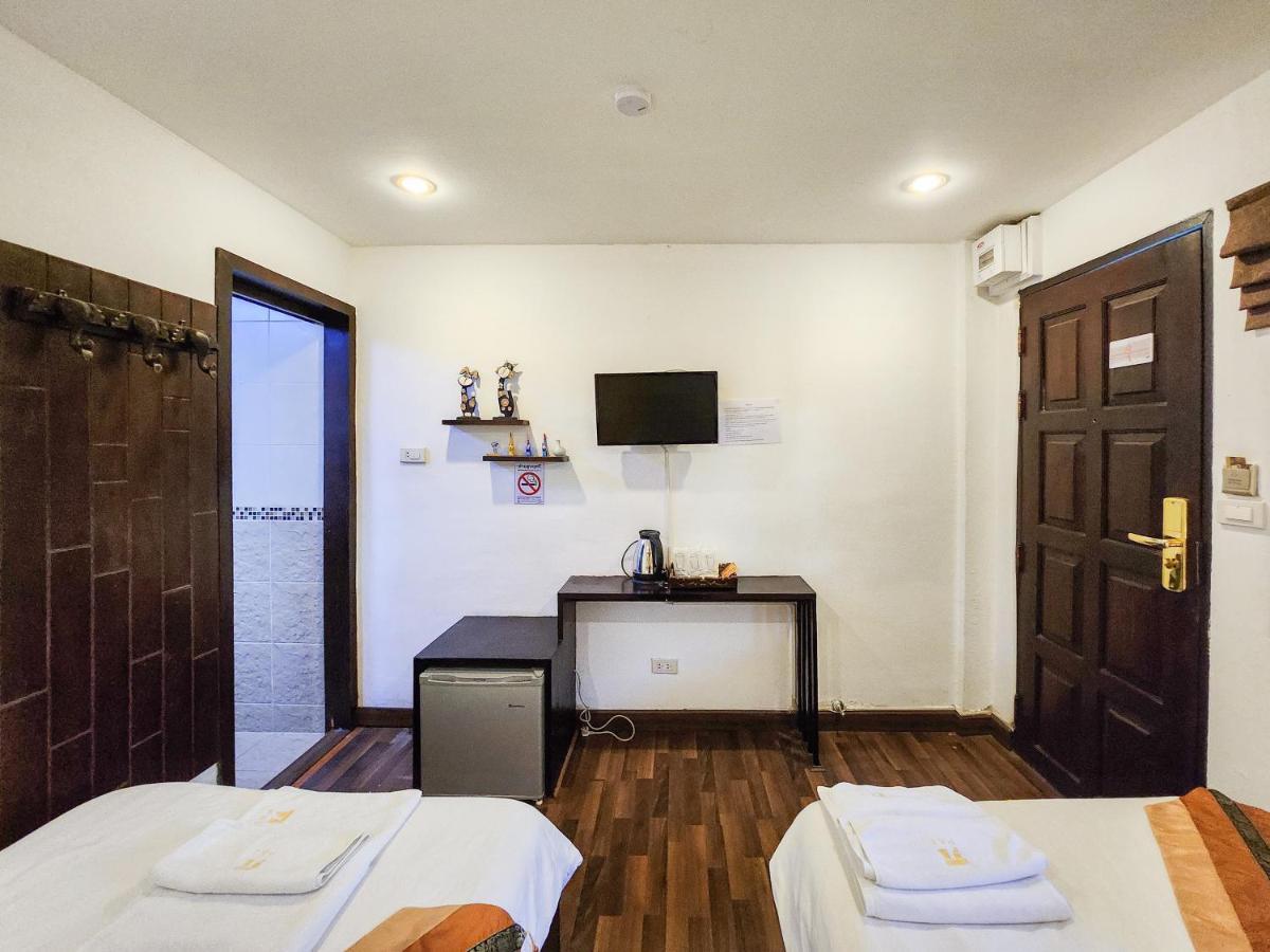 Pai Residence Hotel Chiang Mai Exteriör bild