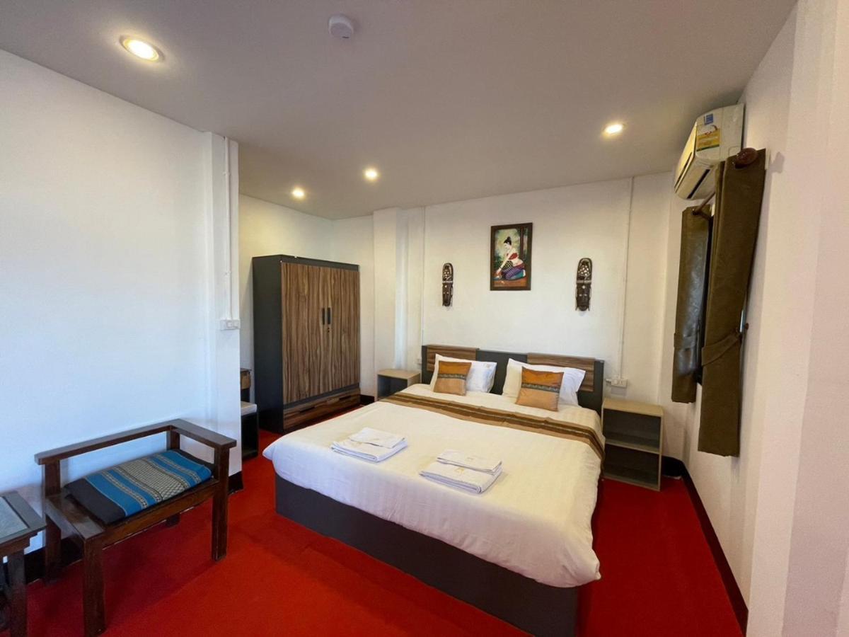 Pai Residence Hotel Chiang Mai Exteriör bild