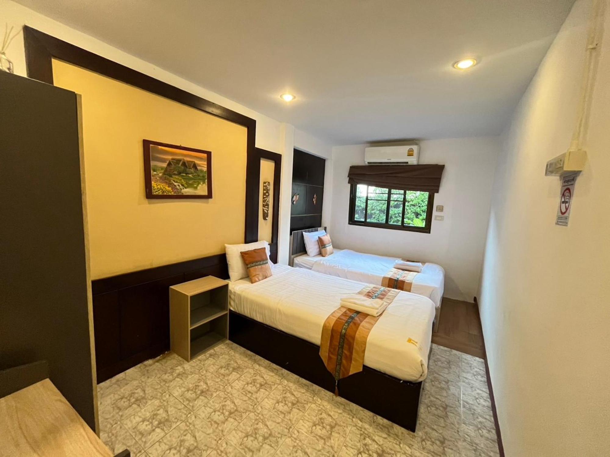 Pai Residence Hotel Chiang Mai Rum bild