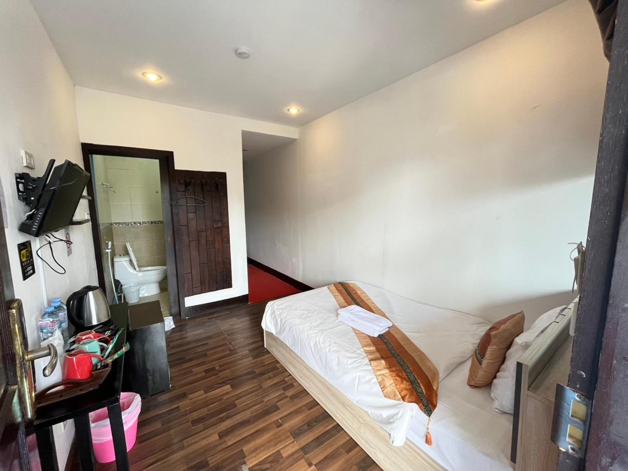 Pai Residence Hotel Chiang Mai Rum bild