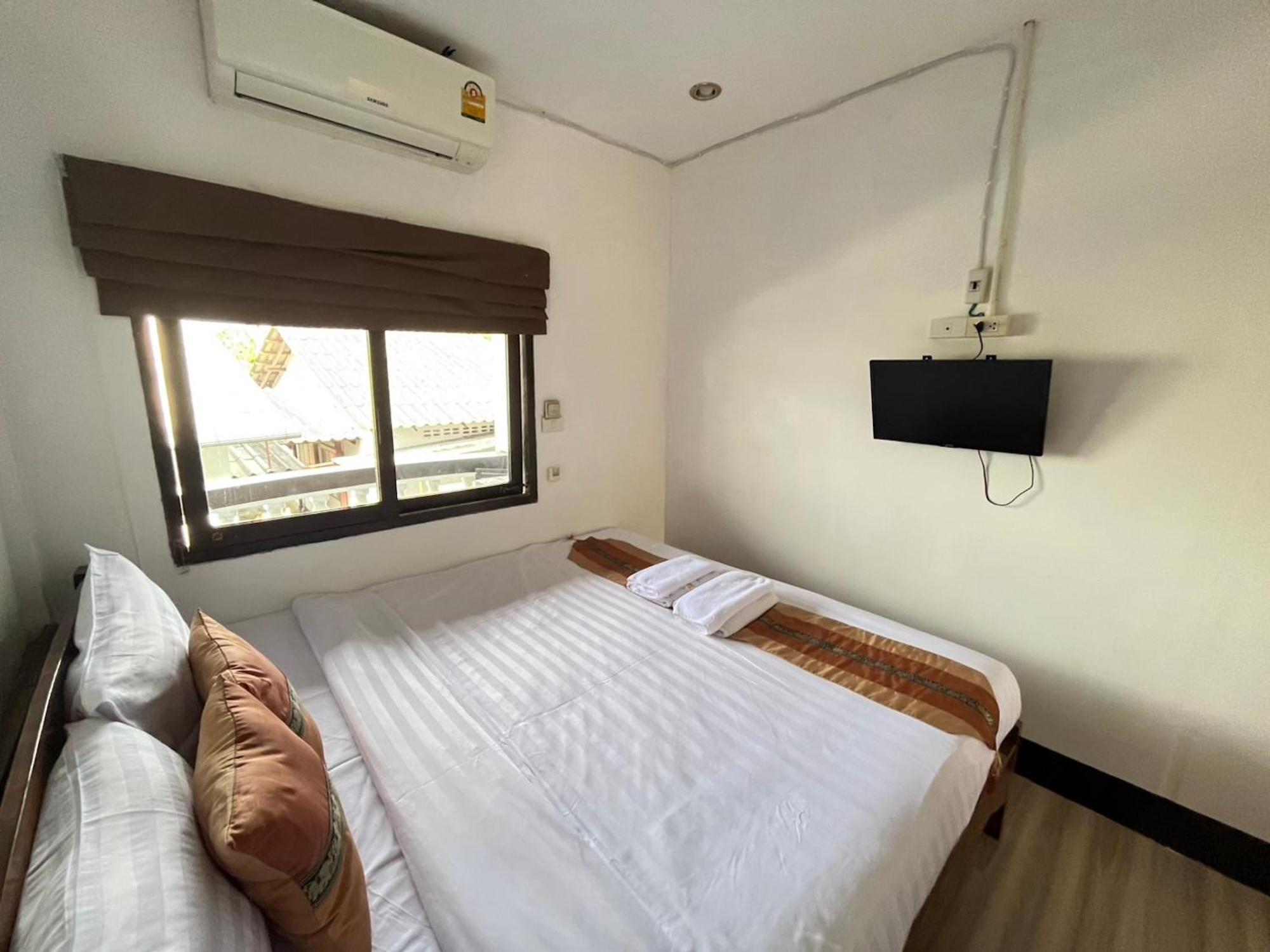 Pai Residence Hotel Chiang Mai Rum bild