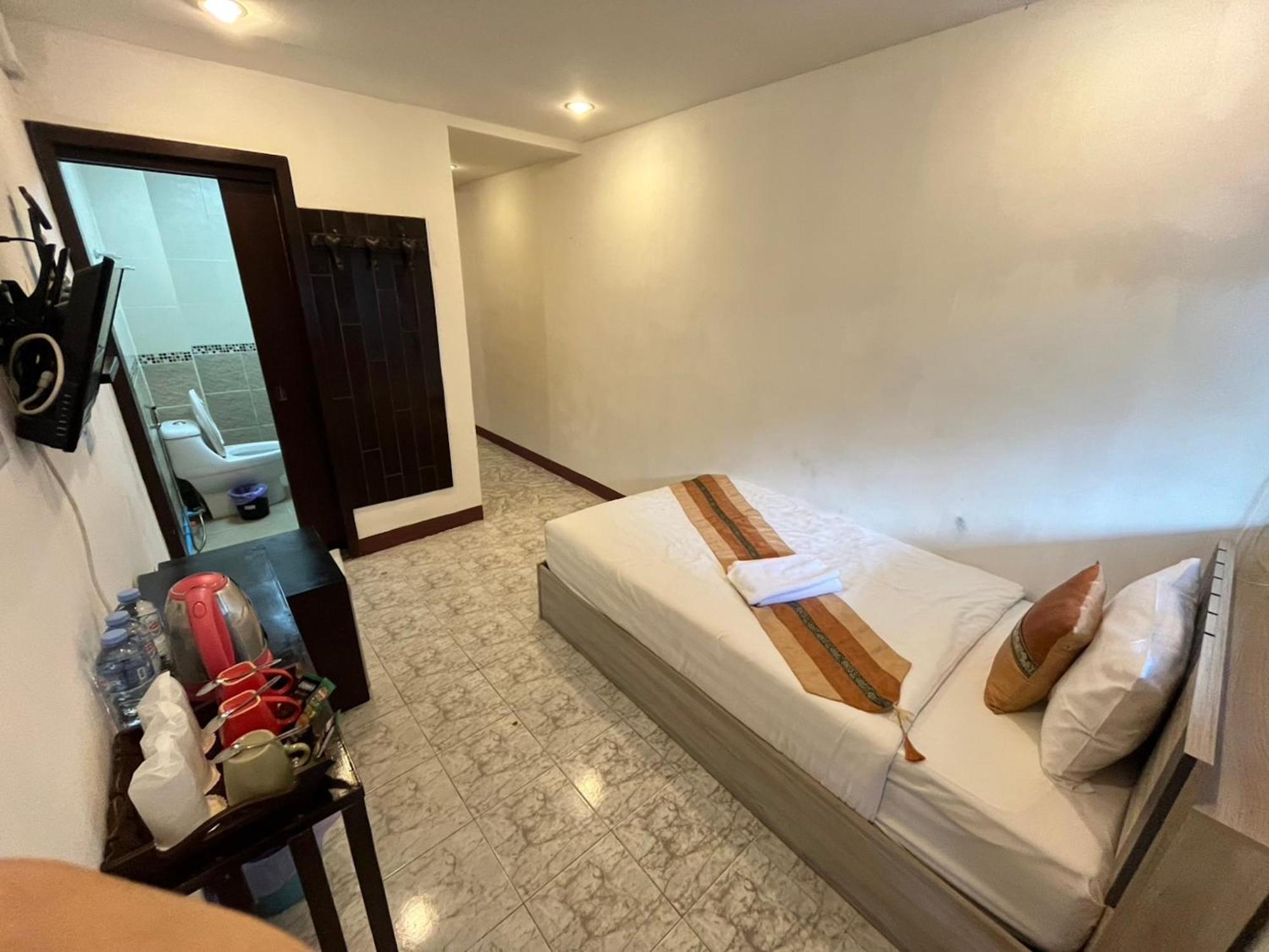 Pai Residence Hotel Chiang Mai Rum bild