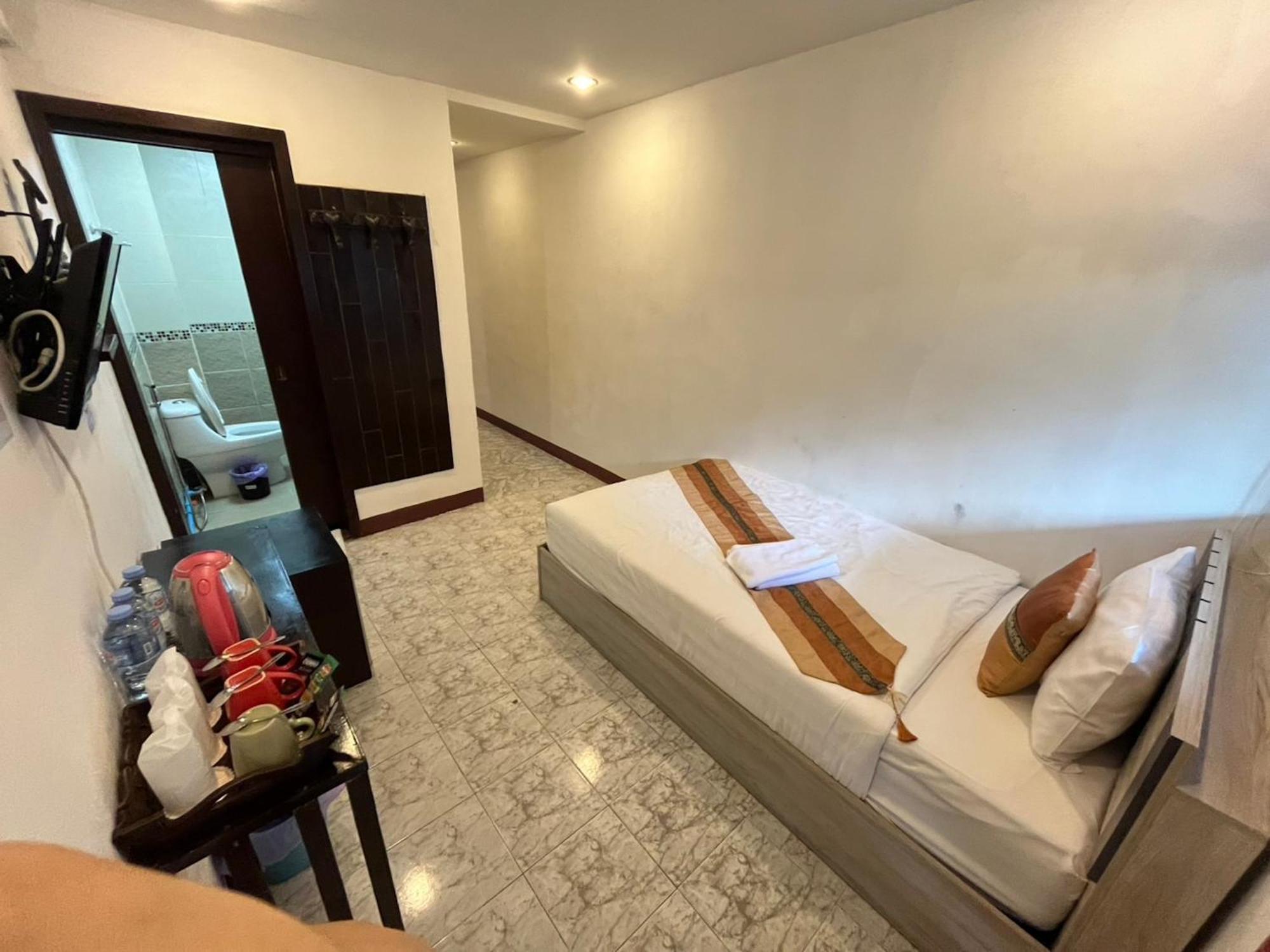 Pai Residence Hotel Chiang Mai Rum bild