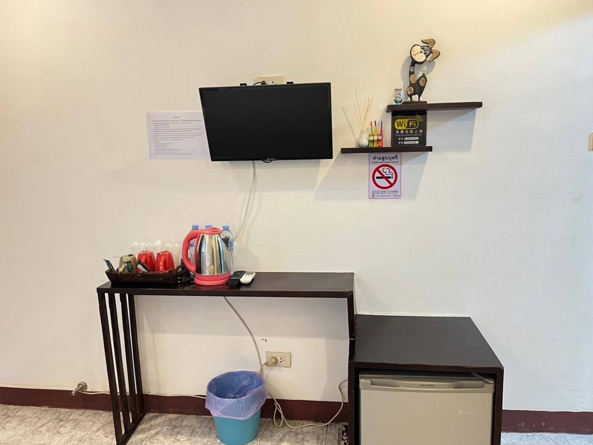 Pai Residence Hotel Chiang Mai Rum bild